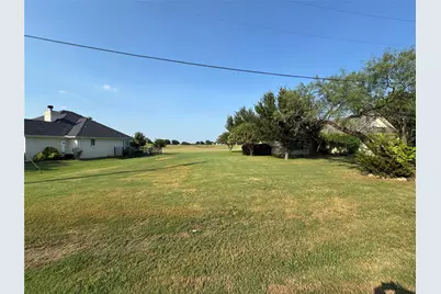 24086 Springwood Drive, Whitney, TX 76692 - Photo 2