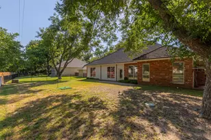 8925 Green Leaves Dr, Granbury, TX 76049 - Photo 24
