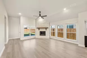 1028 River Oaks Dr, Godley, TX 76044 - Photo 14