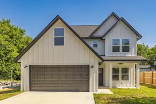 749 E Marshall Ave, Cooper, TX 75432 - Photo 1