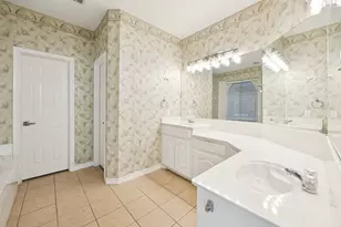 341 Crystal Lake Dr, DeSoto, TX 75115 - Photo 8