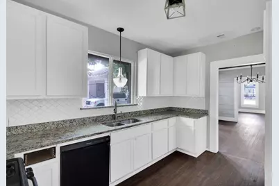 603 N McKinney Street, Ennis, TX 75119 - Photo 8