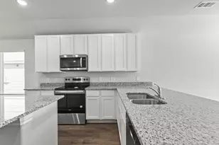 5045 Wellborn Rd, Fort Worth, TX 76036 - Photo 6