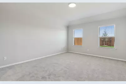 320 Lockhart Street, Greenville, TX 75402 - Photo 18