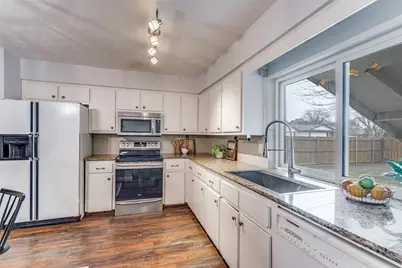 626 Shadyglen Drive, Allen, TX 75002 - Photo 8