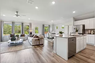 315 Lockhart St, Greenville, TX 75402 - Photo 8