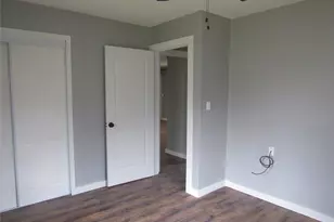 706 Abney St, Whitesboro, TX 76273 - Photo 16