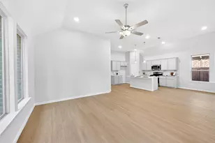 1017 Western Hls Dr, Crowley, TX 76036 - Photo 30