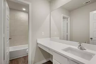 9240 Kansas Pacific Dr, Fort Worth, TX 76036 - Photo 18