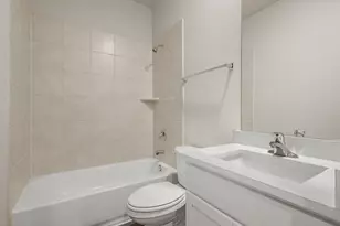 9240 Kansas Pacific Dr, Fort Worth, TX 76036 - Photo 12