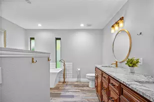 913 Kensington Ct, Bedford, TX 76021 - Photo 20