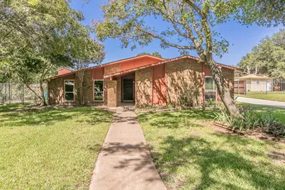 2106 Acer Court, Grand Prairie, TX 75052 - Photo 1