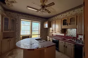 207A NW 4th Ave, Mineral Wells, TX 76067 - Photo 6