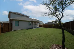 305 Thorn Crk Dr, Anna, TX 75409 - Photo 2