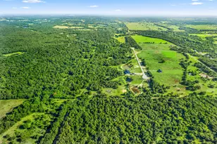 418 Pondview Ln, Nocona, TX 76255 - Photo 4