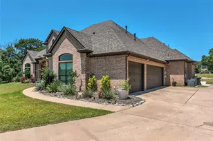 145 Ranch Creek Dr, Azle, TX 76020 - Photo 4