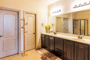 4237 Riverview Dr, Carrollton, TX 75010 - Photo 10