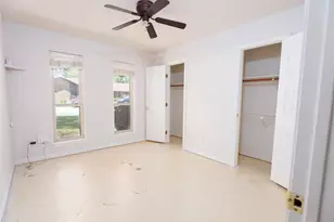 517 S Kirby St, Pilot Point, TX 76258 - Photo 12