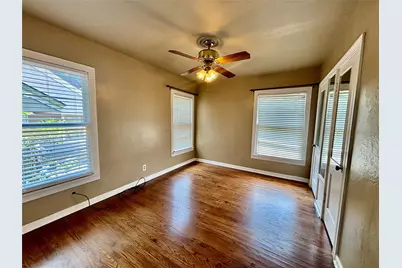 4024 Lovell Avenue, Fort Worth, TX 76107 - Photo 6