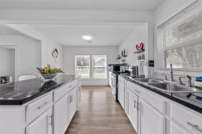 1401 E Texas Avenue, Mart, TX 76664 - Photo 6