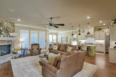 6112 Browning Court, Granbury, TX 76049 - Photo 6