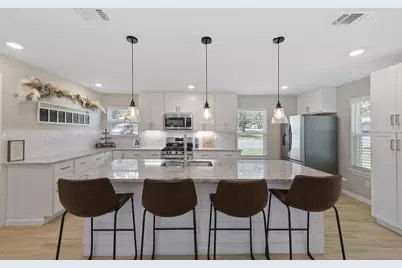 3900 Sundown Drive, Benbrook, TX 76116 - Photo 6