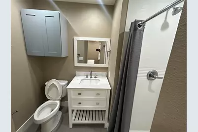 301 E Brockett Street, Sherman, TX 75090 - Photo 10