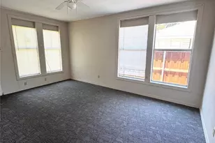 905 Grandview Ave, Dallas, TX 75223 - Photo 10