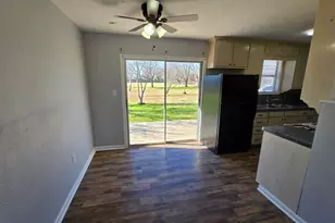 310 S Wickham St, Alvord, TX 76225 - Photo 34