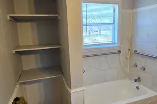 310 S Wickham St, Alvord, TX 76225 - Photo 8