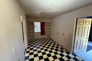 915 S Rockwall Ave, Terrell, TX 75160 - Photo 6