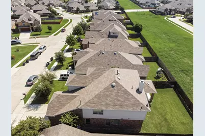 5429 Tuxbury Pond Drive, Fort Worth, TX 76179 - Photo 4