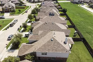 5429 Tuxbury Pond Dr, Fort Worth, TX 76179 - Photo 4