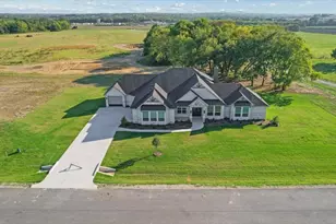 40 Luther Ln, Sherman, TX 75090 - Photo 2