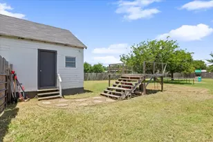 102 Brookshire, Riesel, TX 76682 - Photo 20