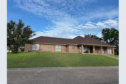 410 Oak Crest, Clifton, TX 76634 - Photo 2