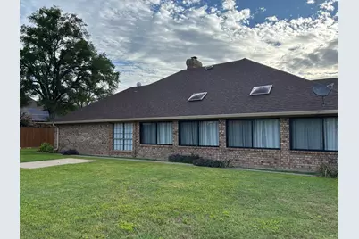 410 Oak Crest, Clifton, TX 76634 - Photo 40