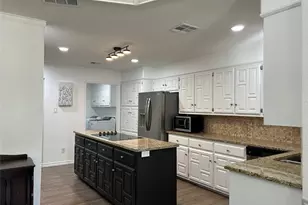 410 Oak Crest, Clifton, TX 76634 - Photo 8