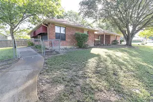 114 Rebecca Rd, Moody, TX 76557 - Photo 2