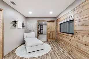 3910 Miranda Dr, Paris, TX 75462 - Photo 8