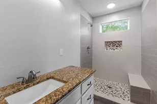 2724 Gurley Ave, Waco, TX 76711 - Photo 20