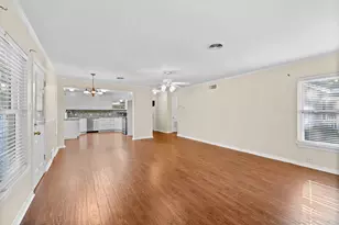 2200 Grandview Dr, Fort Worth, TX 76112 - Photo 14