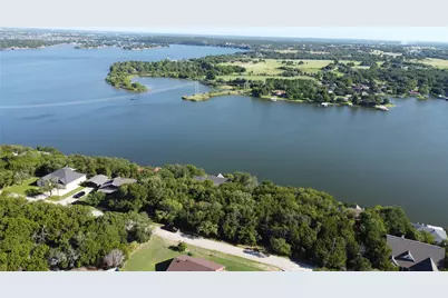 2831 San Gabriel Drive, Granbury, TX 76048 - Photo 4