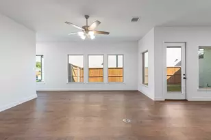 529 Banks St, Celina, TX 75009 - Photo 6