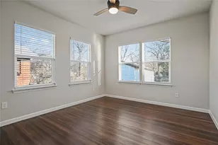 820 W College St, Sherman, TX 75092 - Photo 32