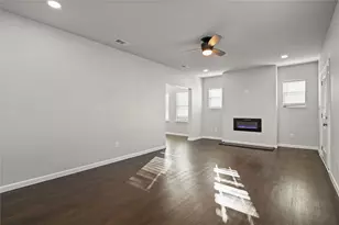 820 W College St, Sherman, TX 75092 - Photo 6