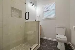 820 W College St, Sherman, TX 75092 - Photo 26