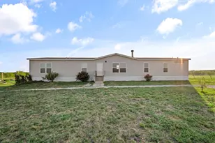 10026 County Road 4350, Frost, TX 76641 - Photo 2