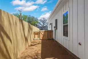 1105 1st St, Brownwood, TX 76801 - Photo 14