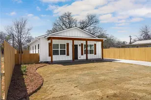 1105 1st St, Brownwood, TX 76801 - Photo 2